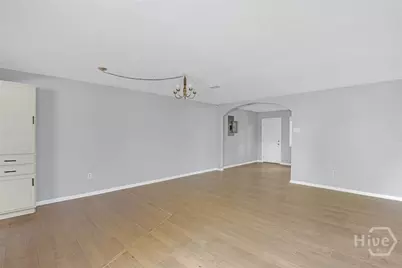 134 Cherokee Cir, Hinesville, GA 31313 - Photo 2