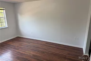 124 Windmill Ln, Savannah, GA 31419 - Photo 6