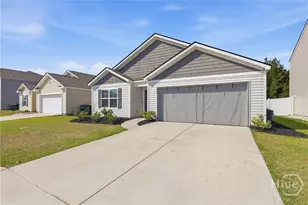 128 Skylark Rd, Bloomingdale, GA 31302 - Photo 2