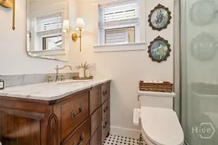 858 E 35th St, Savannah, GA 31401 - Photo 14