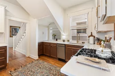 858 E 35th Street, Savannah, GA 31401 - Photo 8