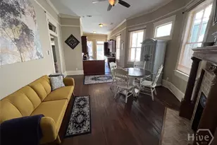 107 W 37th St, Savannah, GA 31401 - Photo 14