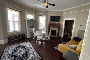 107 W 37th St, Savannah, GA 31401 - Photo 14