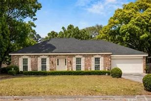 110 E 58th St, Savannah, GA 31405 - Photo 2