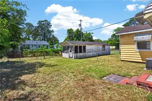 2107 Hawthorne St, Savannah, GA 31404 - Photo 24