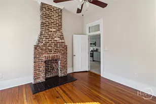 413 E Waldburg St, Savannah, GA 31401 - Photo 22