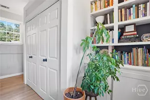 404 E 51st St, Savannah, GA 31405 - Photo 10