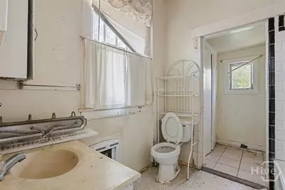 630 E 40th Street, Savannah, GA 31401 - Photo 16
