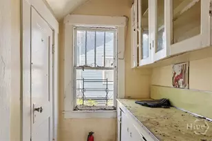 630 E 40th St, Savannah, GA 31401 - Photo 10