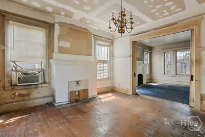630 E 40th Street, Savannah, GA 31401 - Photo 8