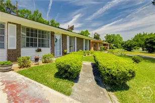 1642 Eleanor St, Savannah, GA 31415 - Photo 2