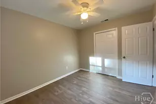 8620 Ferguson Ave, Savannah, GA 31406 - Photo 12
