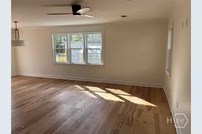 233 E Derenne Avenue, Savannah, GA 31405 - Photo 6