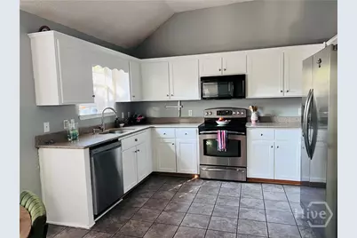 137 Blue Lake Street, Richmond Hill, GA 31324 - Photo 8
