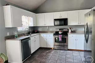 137 Blue Lake St, Richmond Hill, GA 31324 - Photo 8