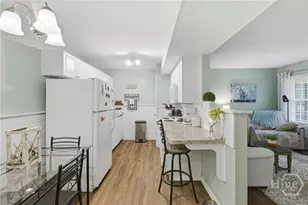 401 N Cromwell Rd, Savannah, GA 31410 - Photo 10