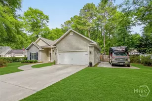304 Erin Ct, Rincon, GA 31326 - Photo 2