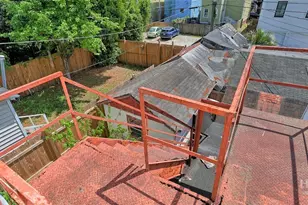223 W 38th St, Savannah, GA 31401 - Photo 26