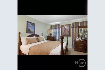 223 W 38th Street, Savannah, GA 31401 - Photo 8