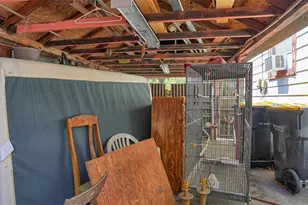 223 W 38th St, Savannah, GA 31401 - Photo 30