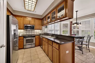 102 Southernwood Place, Savannah, GA 31405 - Photo 8
