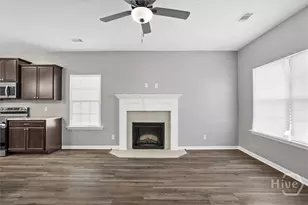224 Brightleaf Cir, Hinesville, GA 31313 - Photo 4