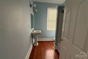 415 Price St, Savannah, GA 31401 - Photo 14