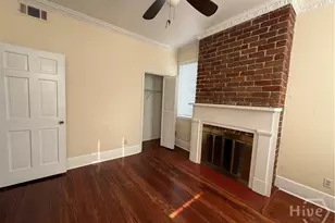 415 Price St, Savannah, GA 31401 - Photo 16