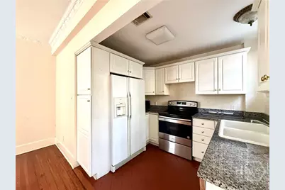 415 Price Street #E, Savannah, GA 31401 - Photo 8