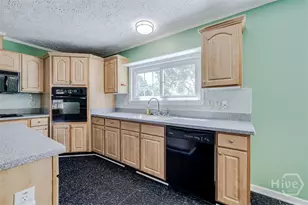 1002 Bay St, Tybee Island, GA 31328 - Photo 18