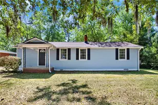 17 Russell Ave, Savannah, GA 31408 - Photo 2