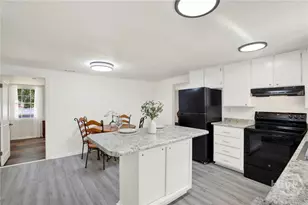 17 Russell Ave, Savannah, GA 31408 - Photo 14