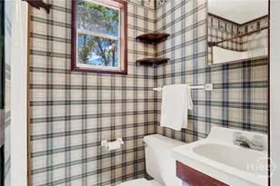 17 Russell Ave, Savannah, GA 31408 - Photo 32