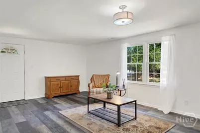17 Russell Avenue, Savannah, GA 31408 - Photo 6