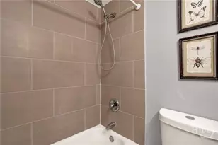 17 Russell Ave, Savannah, GA 31408 - Photo 22