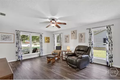 8 Douglas Court, Bloomingdale, GA 31302 - Photo 10