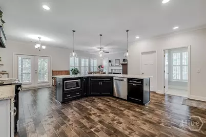 17 Oakcrest Court, Savannah, GA 31405 - Photo 10