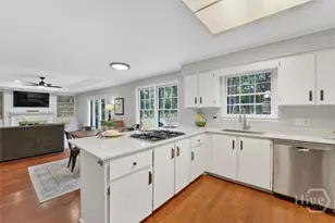 105 Mercer Rd, Savannah, GA 31411 - Photo 10