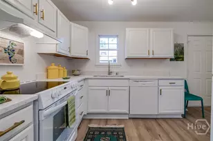 524 Nicoll St, Savannah, GA 31401 - Photo 18