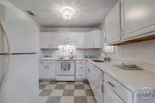 524 Nicoll St, Savannah, GA 31401 - Photo 42