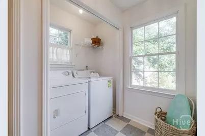 524 Nicoll Street, Savannah, GA 31401 - Photo 44