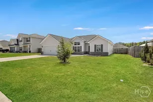 703 Burke Dr, Hinesville, GA 31313 - Photo 2