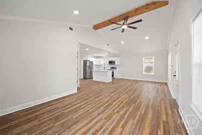 2010 Palmetto Avenue, Savannah, GA 31405 - Photo 8