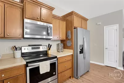 200 Wilson Avenue, Hinesville, GA 31313 - Photo 8