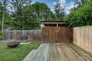 1216 E 40th St, Savannah, GA 31404 - Photo 34