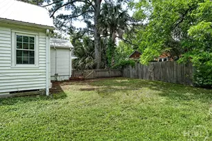 1216 E 40th St, Savannah, GA 31404 - Photo 36