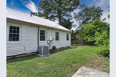 1216 E 40th Street, Savannah, GA 31404 - Photo 32