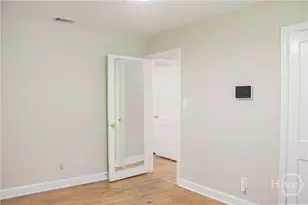 135 E Derenne Ave, Savannah, GA 31405 - Photo 22