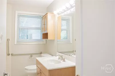 135 E Derenne Avenue, Savannah, GA 31405 - Photo 16