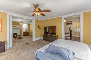 211 W 34th St, Savannah, GA 31401 - Photo 8